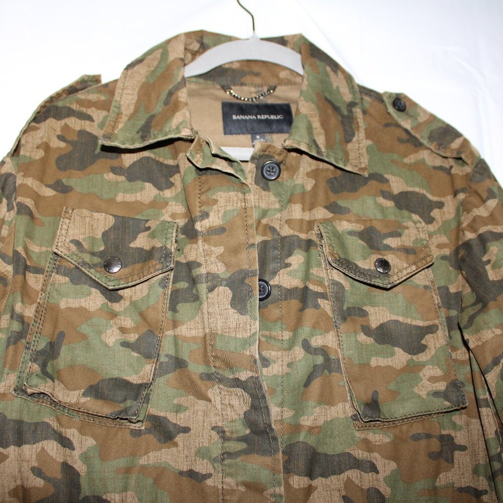 Banana Republic Camo Camoflauge Women's Jacket Buttons Cinched Waist Pockets - Picture 9 of 10